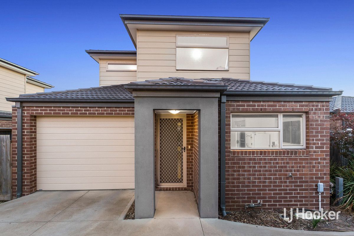 2/15 Parkfield Court, Deer Park VIC 3023, Image 0