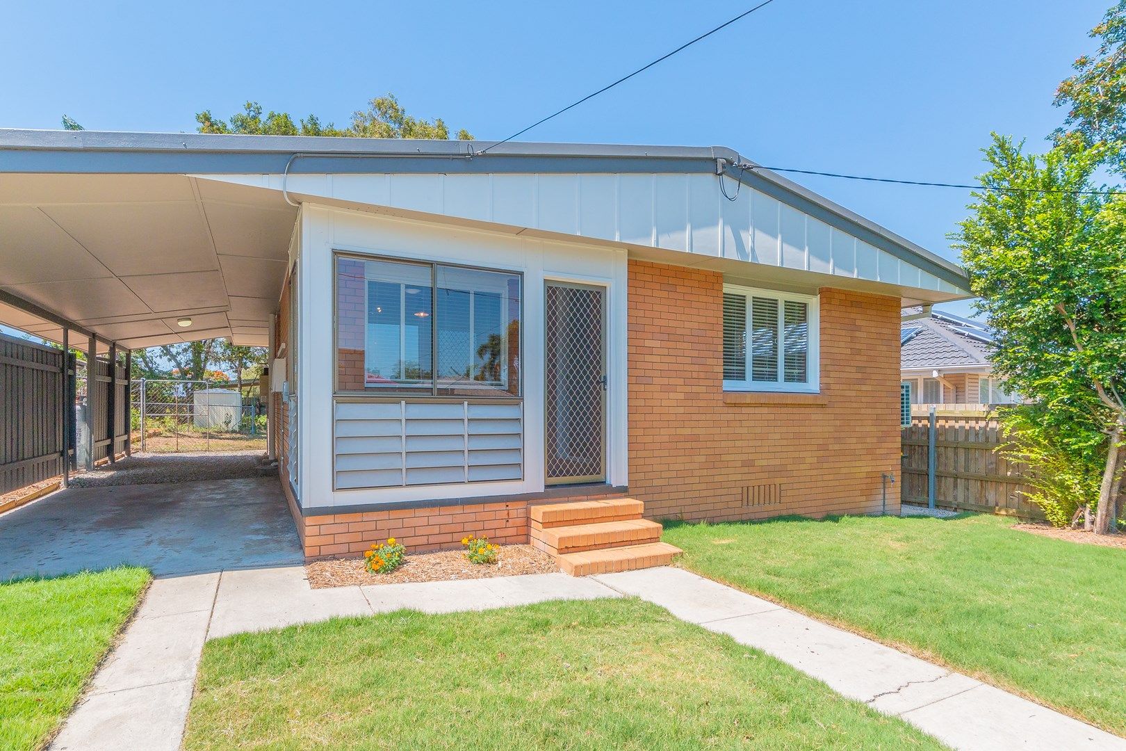 3 bedrooms House in 173 Anzac Avenue REDCLIFFE QLD, 4020