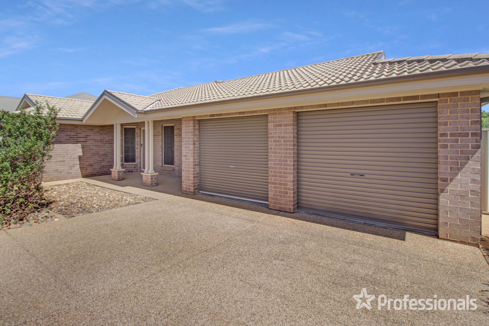 24 Kaloona Drive, Bourkelands NSW 2650, Image 1