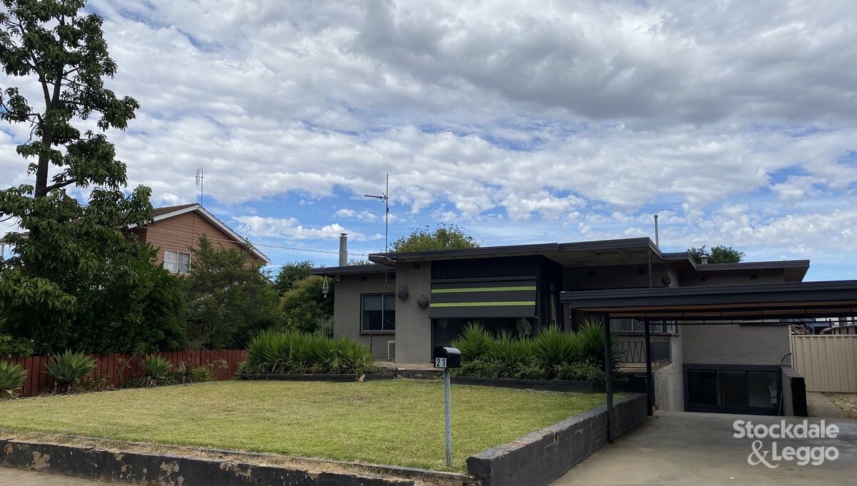 3 bedrooms House in 21 Fairway Drive MOOROOPNA VIC, 3629
