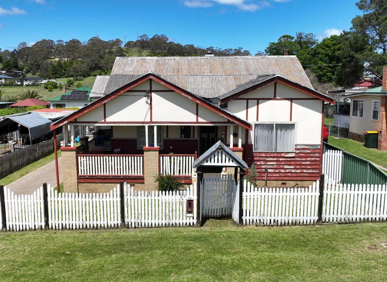 49 Pitt Street, Glen Innes NSW 2370 Domain