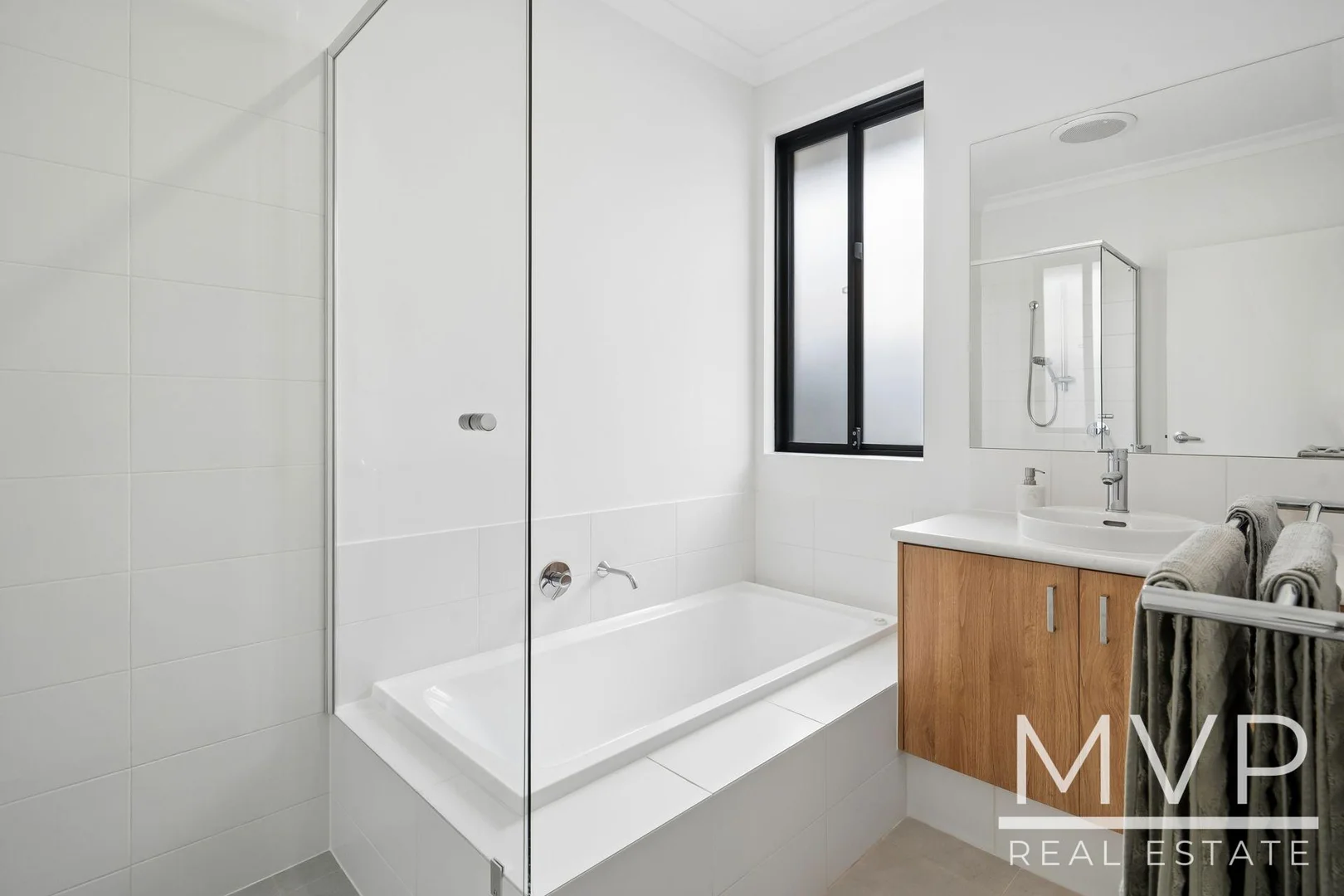 Additional image 18 of 39 Lake Street, Rockingham WA 6168