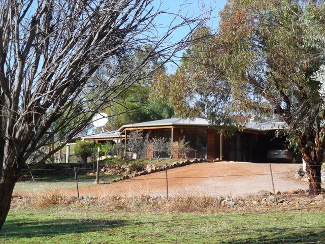 140 Church Gully Road, Coondle WA 6566