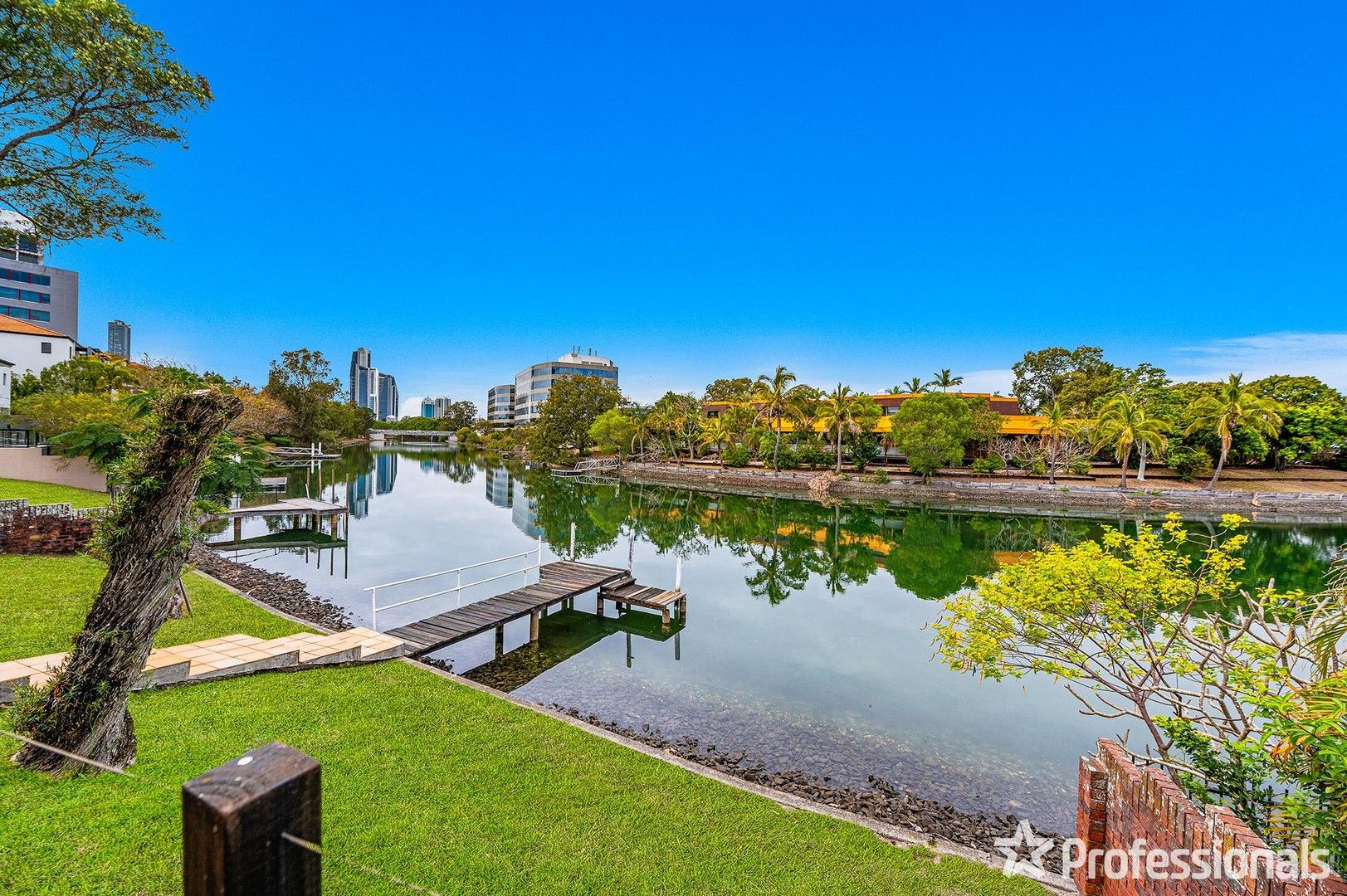 4 Jaguar Drive, Bundall QLD 4217, Image 0