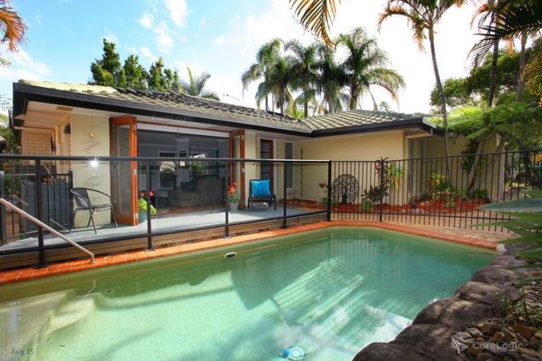 3 bedrooms House in 26 Bothwell Street ROBINA QLD, 4226