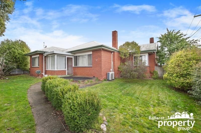 2 Alexander Avenue, Wendouree VIC 3355, Image 0