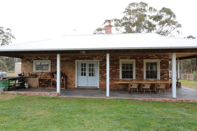 Picture of 32 Mount View Road, GOLDSBOROUGH VIC 3472