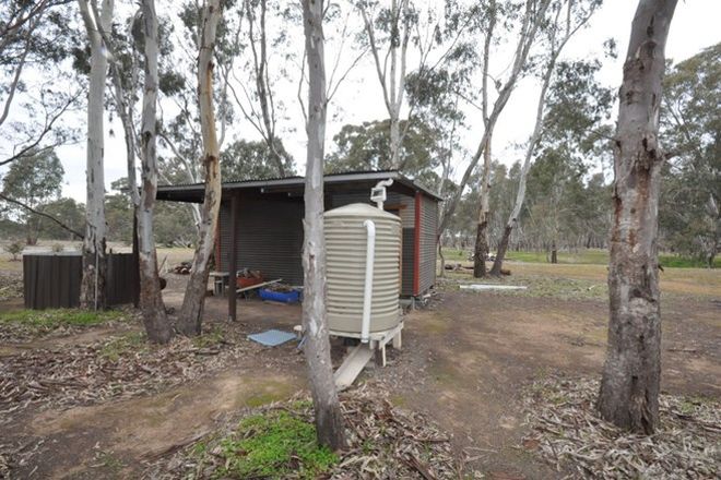 Picture of 29 Burnt Creek Lane, DUNOLLY VIC 3472