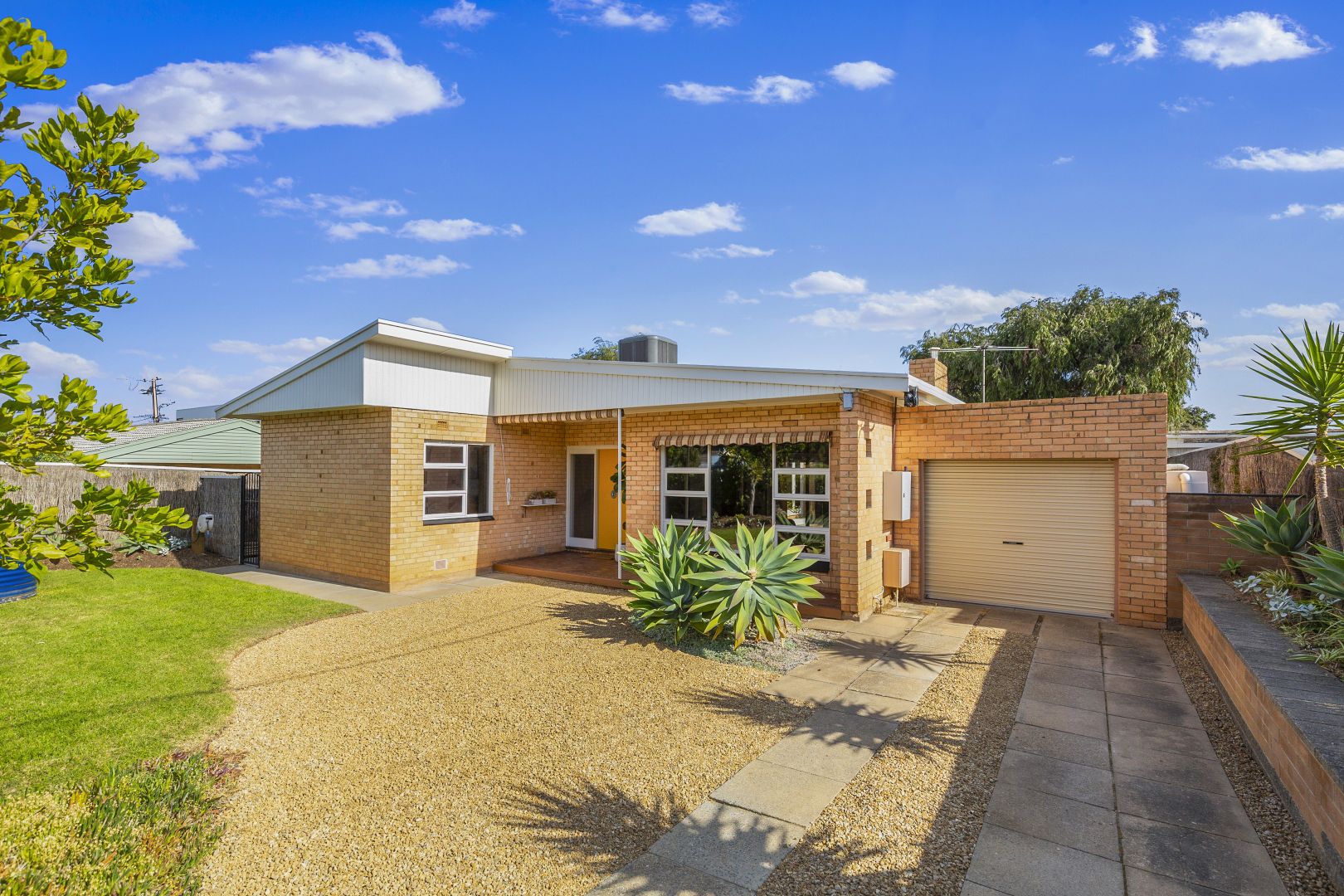 10 Crosby Street, South Brighton SA 5048, Image 2