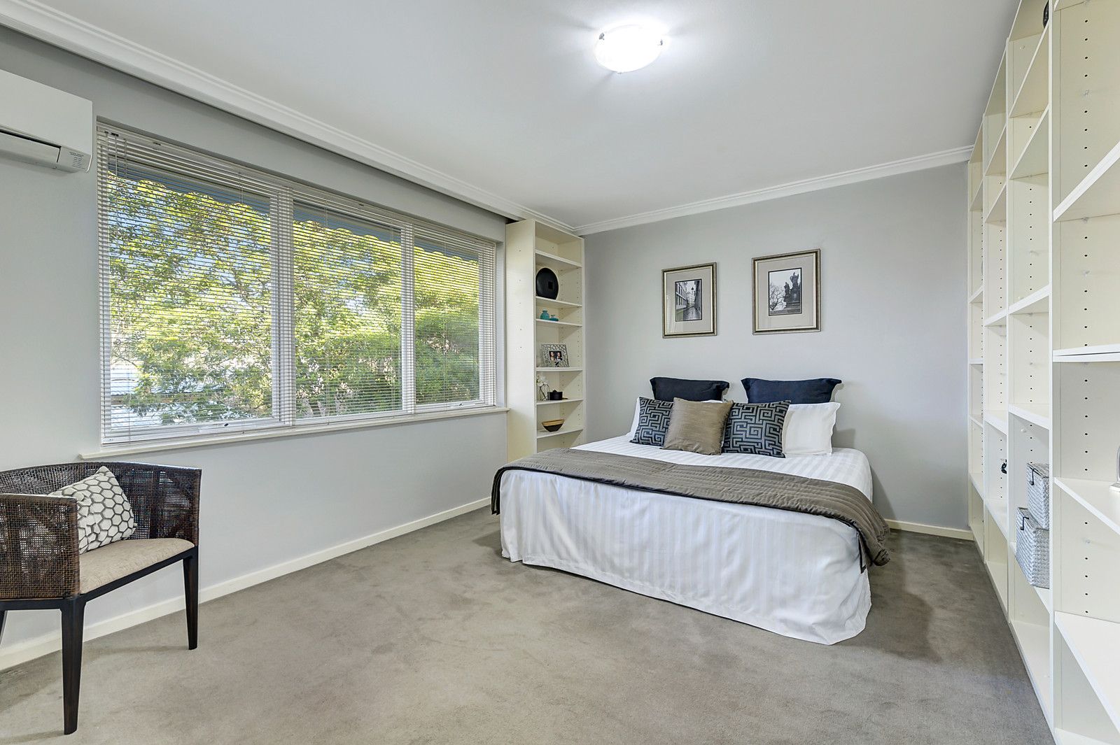 2/11 Hartwood Street, Kew East VIC 3102, Image 2