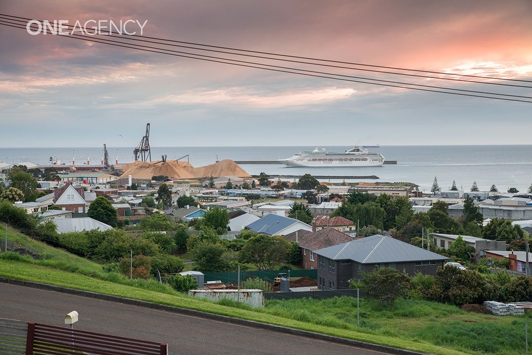 10 Young Street, South Burnie TAS 7320, Image 1