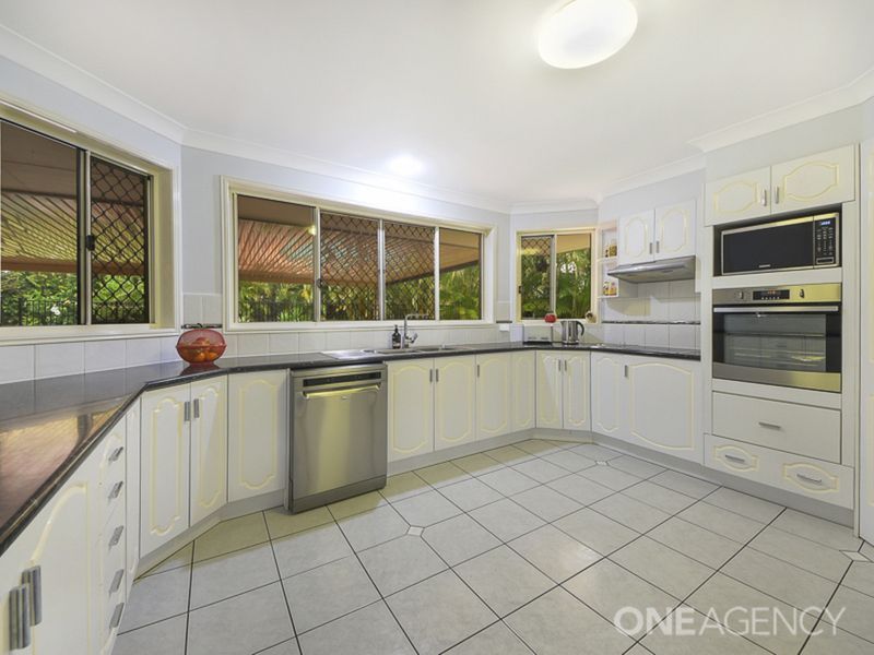 18 Pamela Drive, Bray Park QLD 4500, Image 2