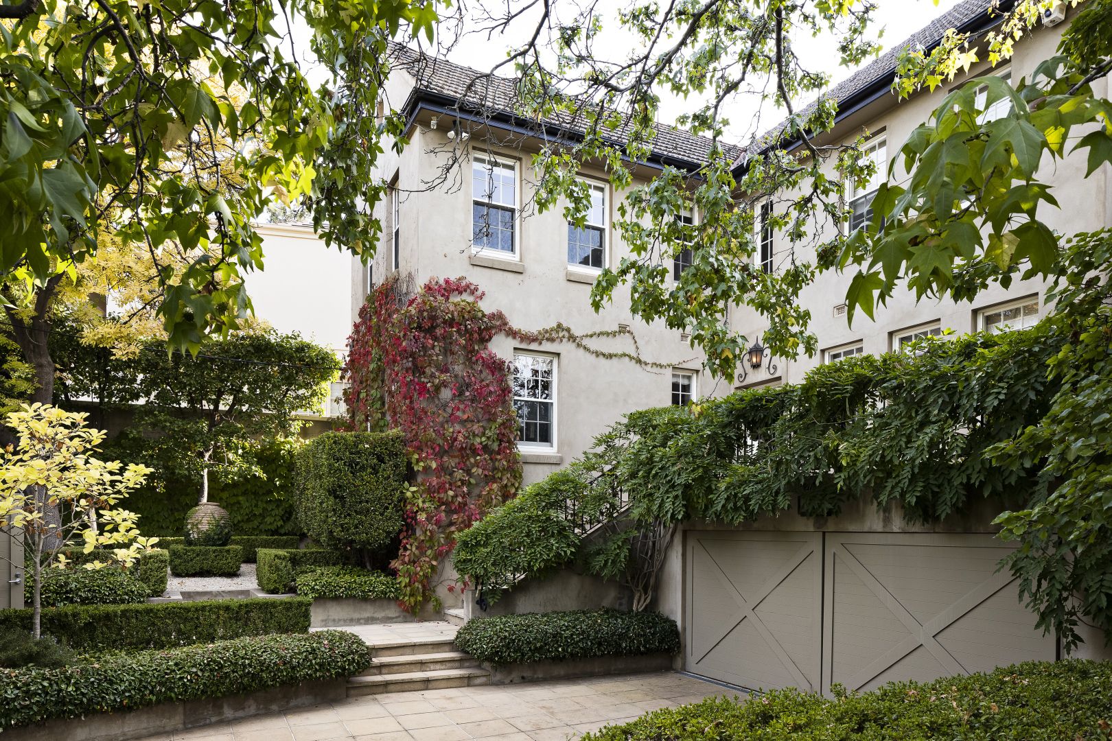 41 Heyington Place, Toorak VIC 3142, Image 2