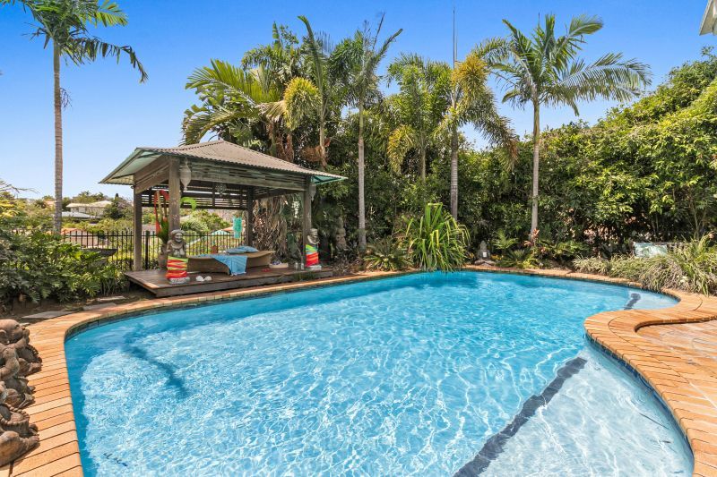 2 Lambert Court, Brookfield QLD 4069, Image 1