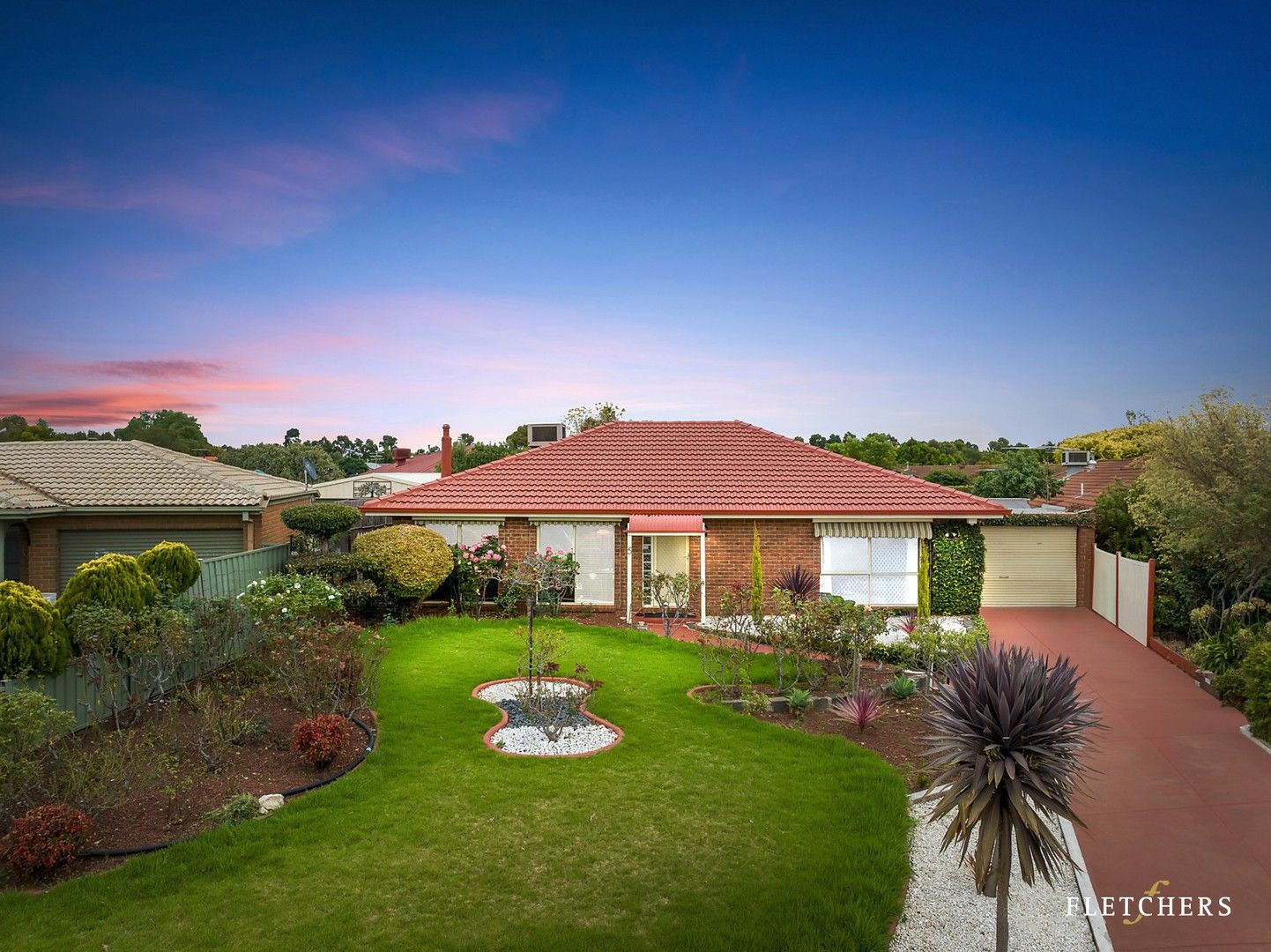 5 Gregory Place, Melton West VIC 3337 Domain