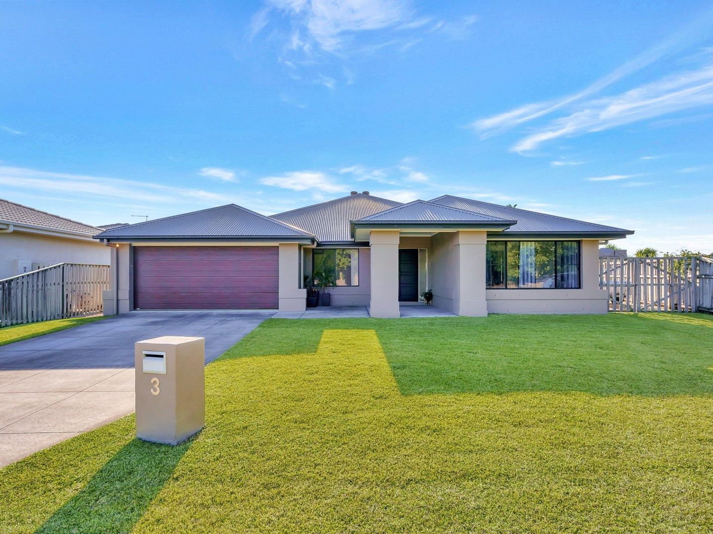 3 Lanier Close, Oxenford QLD 4210