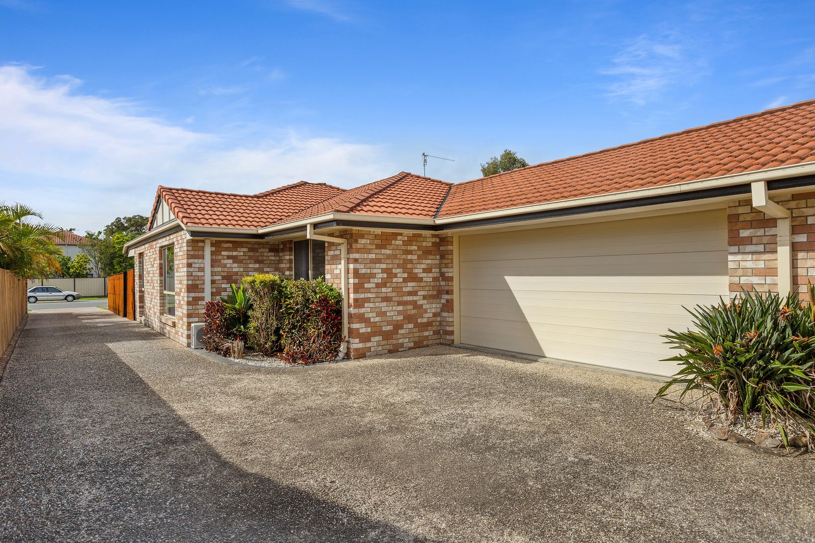 1/5 Lorenzo Drive, Coomera QLD 4209, Image 2