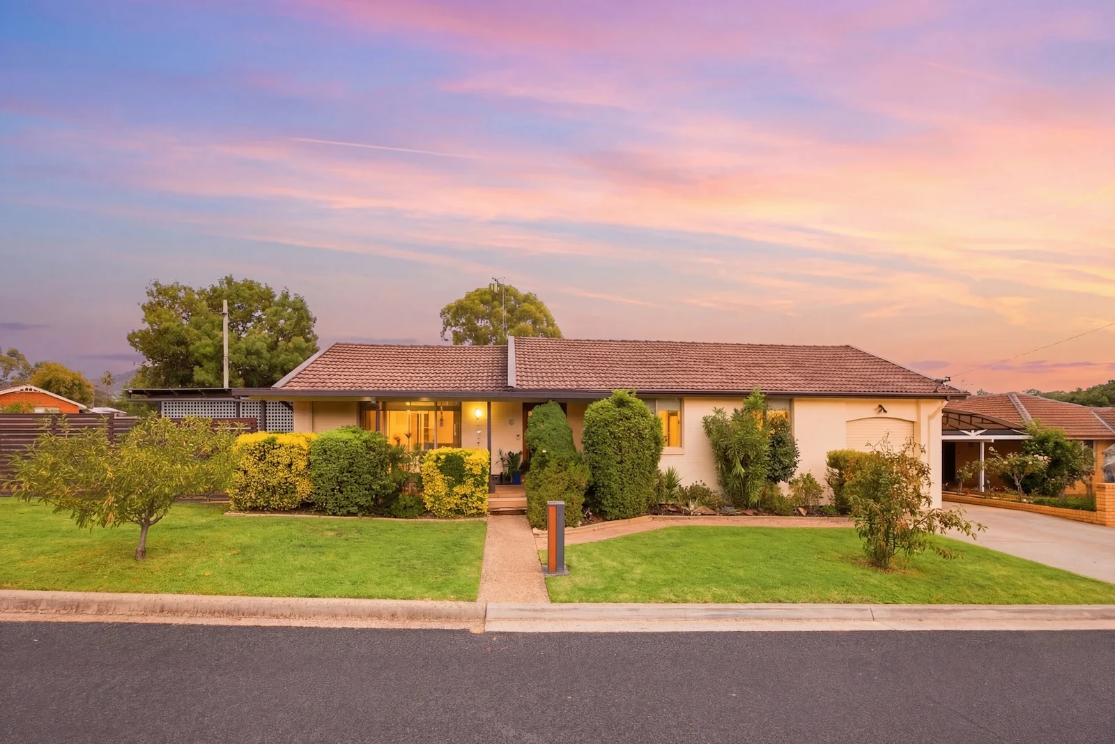 Primary image of 5 Laura Place, Karabar NSW 2620