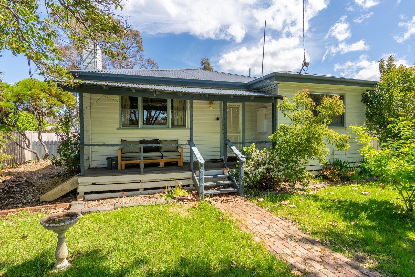 19 Tallarook Street, Seymour VIC 3660 Domain