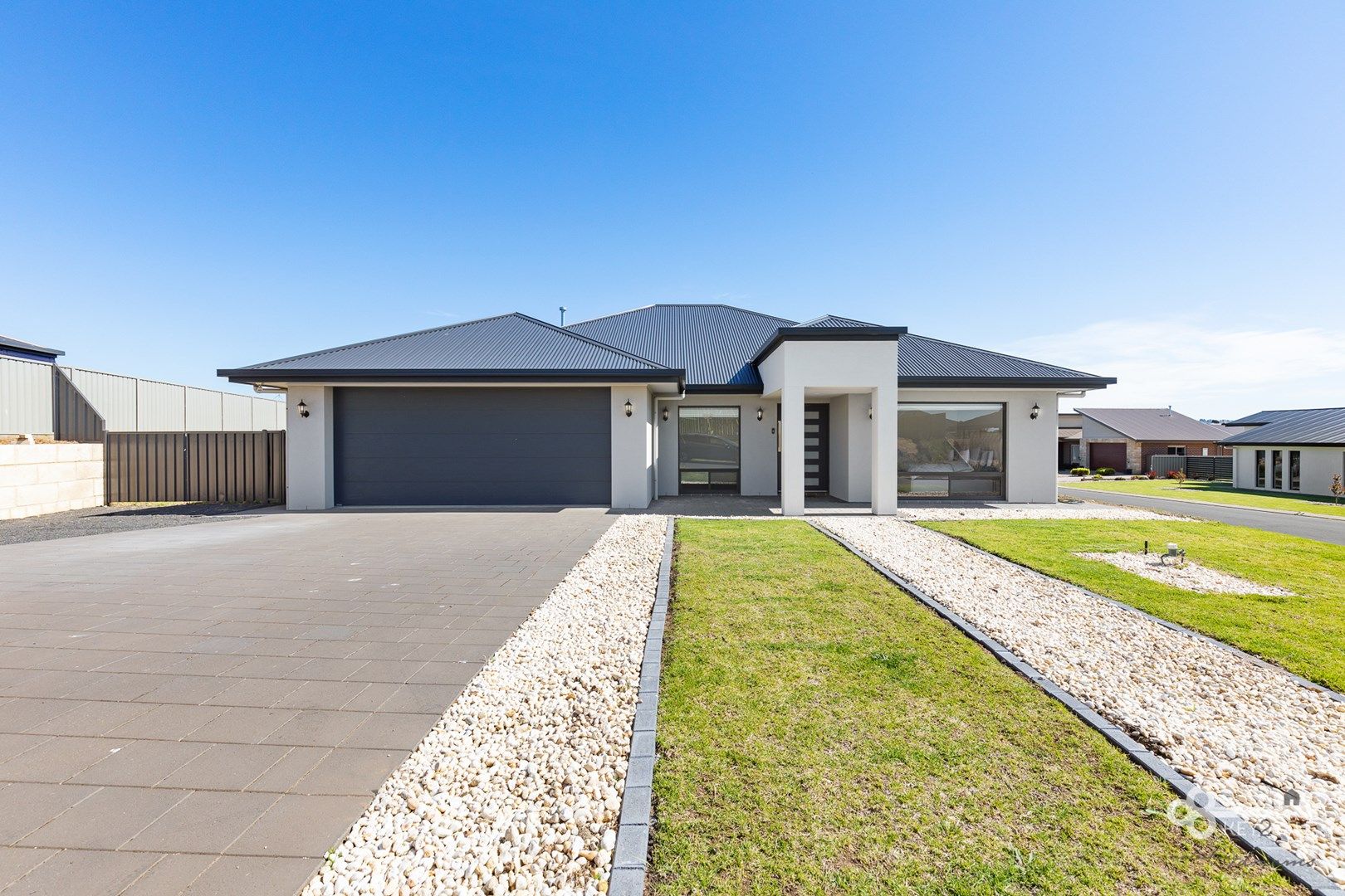 10 Oakmont Court, Worrolong SA 5291, Image 0