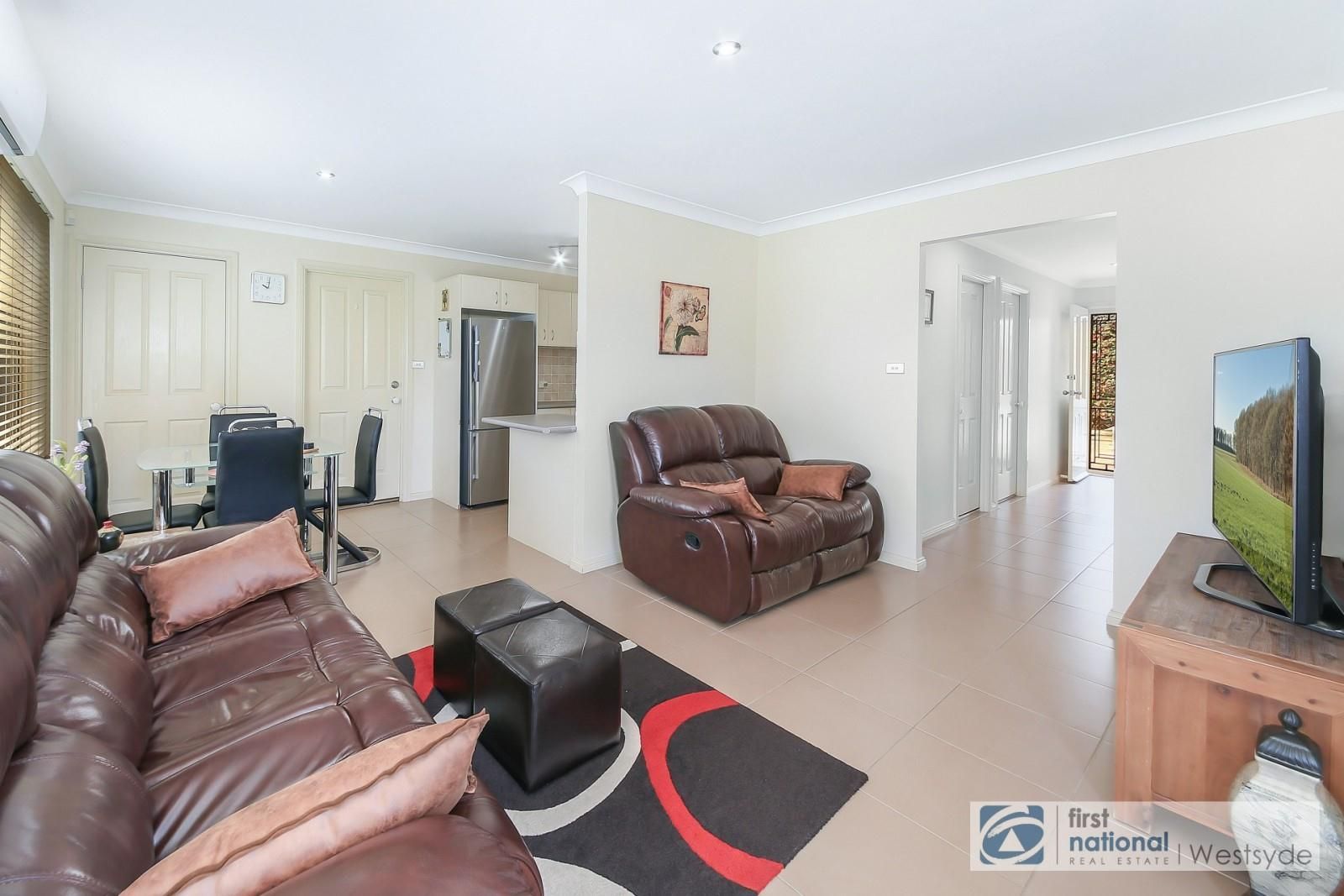 1B/77 Girraween Road, Girraween NSW 2145, Image 2