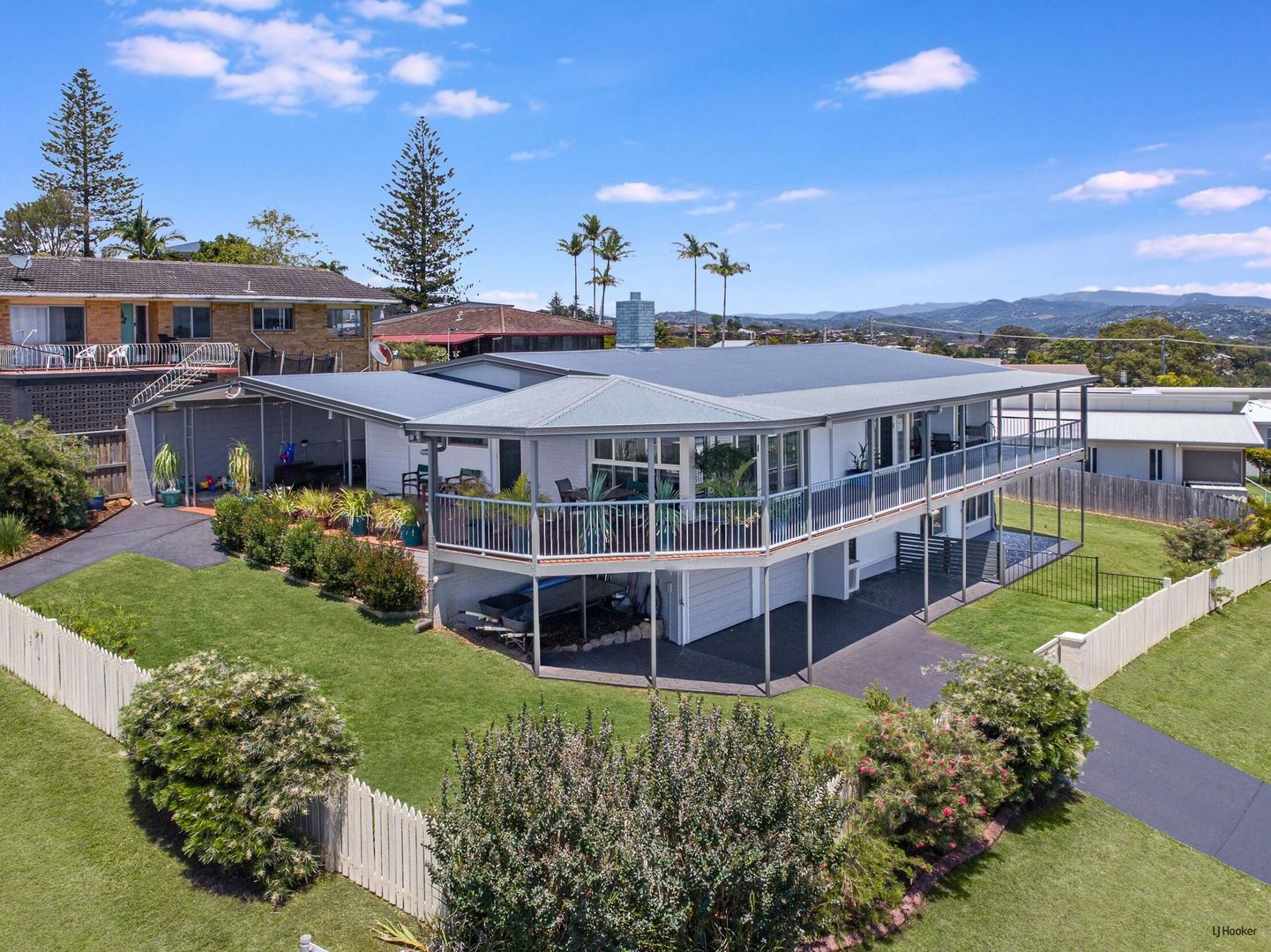 9 Walter Crescent, Banora Point NSW 2486, Image 2
