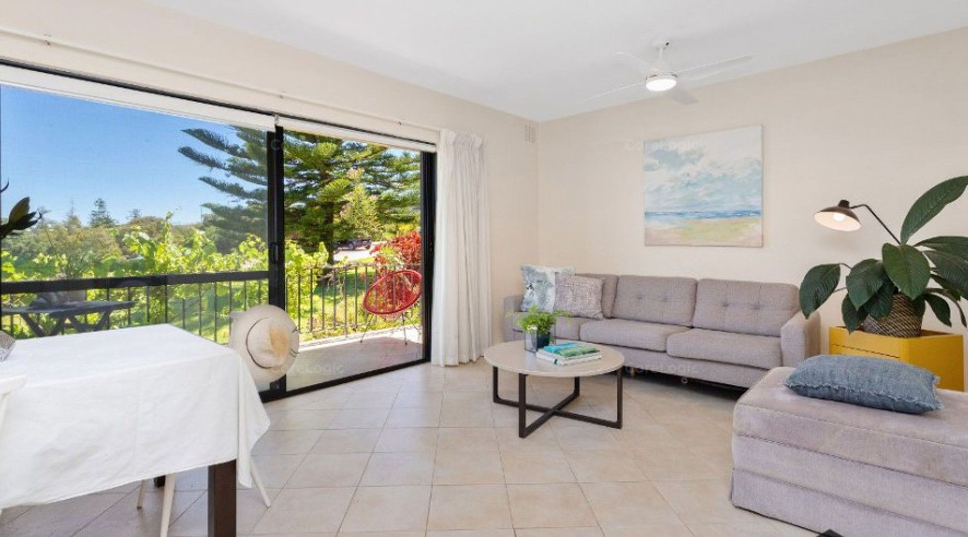 1 bedrooms Apartment / Unit / Flat in 2/7 Napier Street COTTESLOE WA, 6011