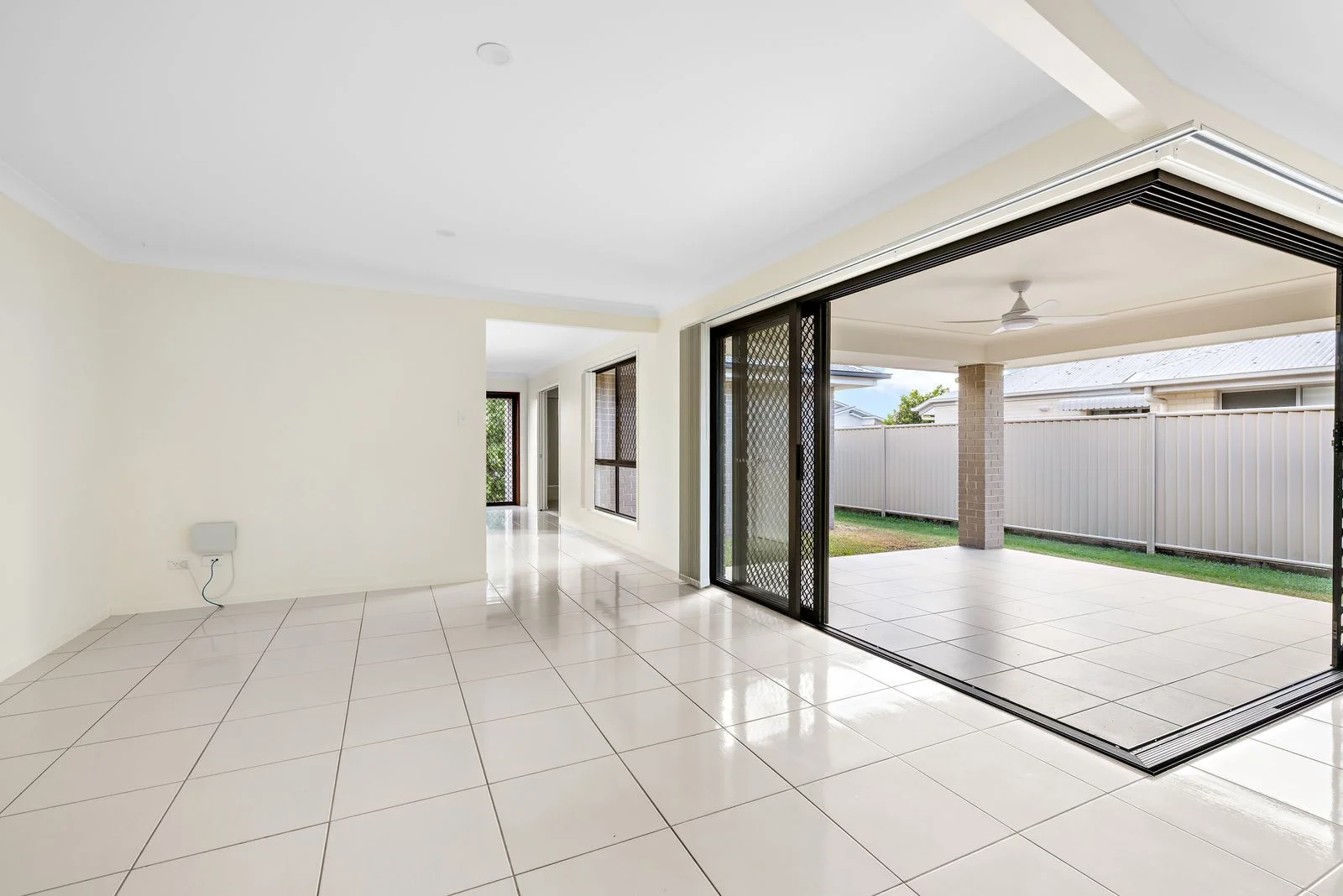 Additional image 7 of 33 Hooper Street, Birkdale QLD 4159