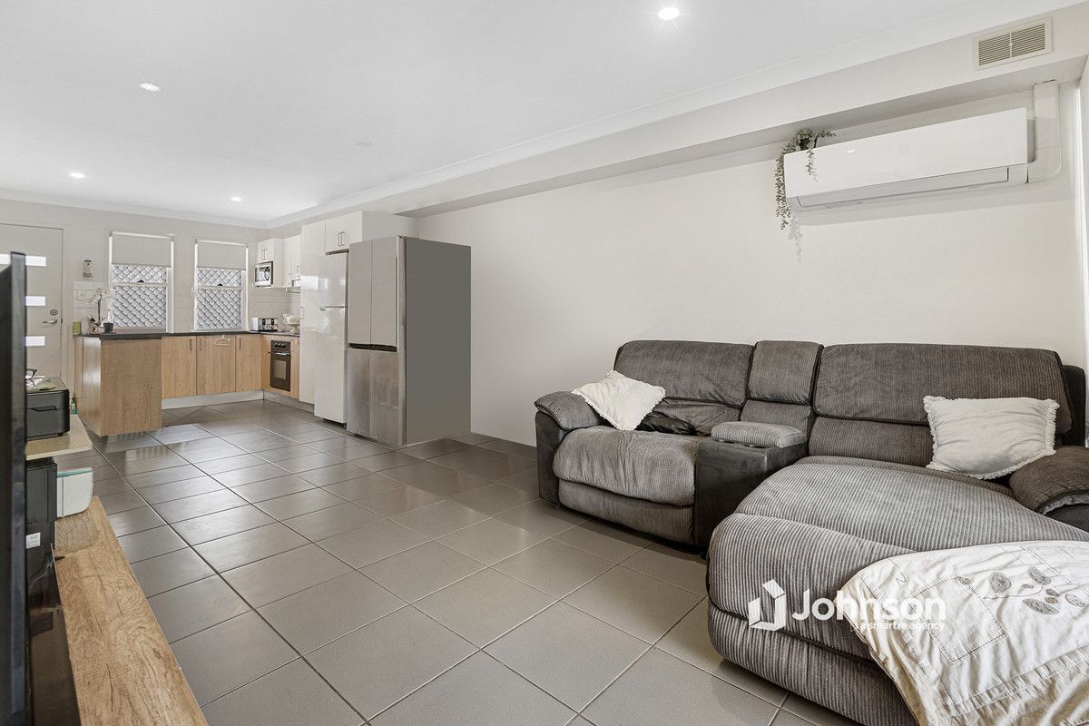 3/16 Macquarie Street, Booval QLD 4304, Image 2