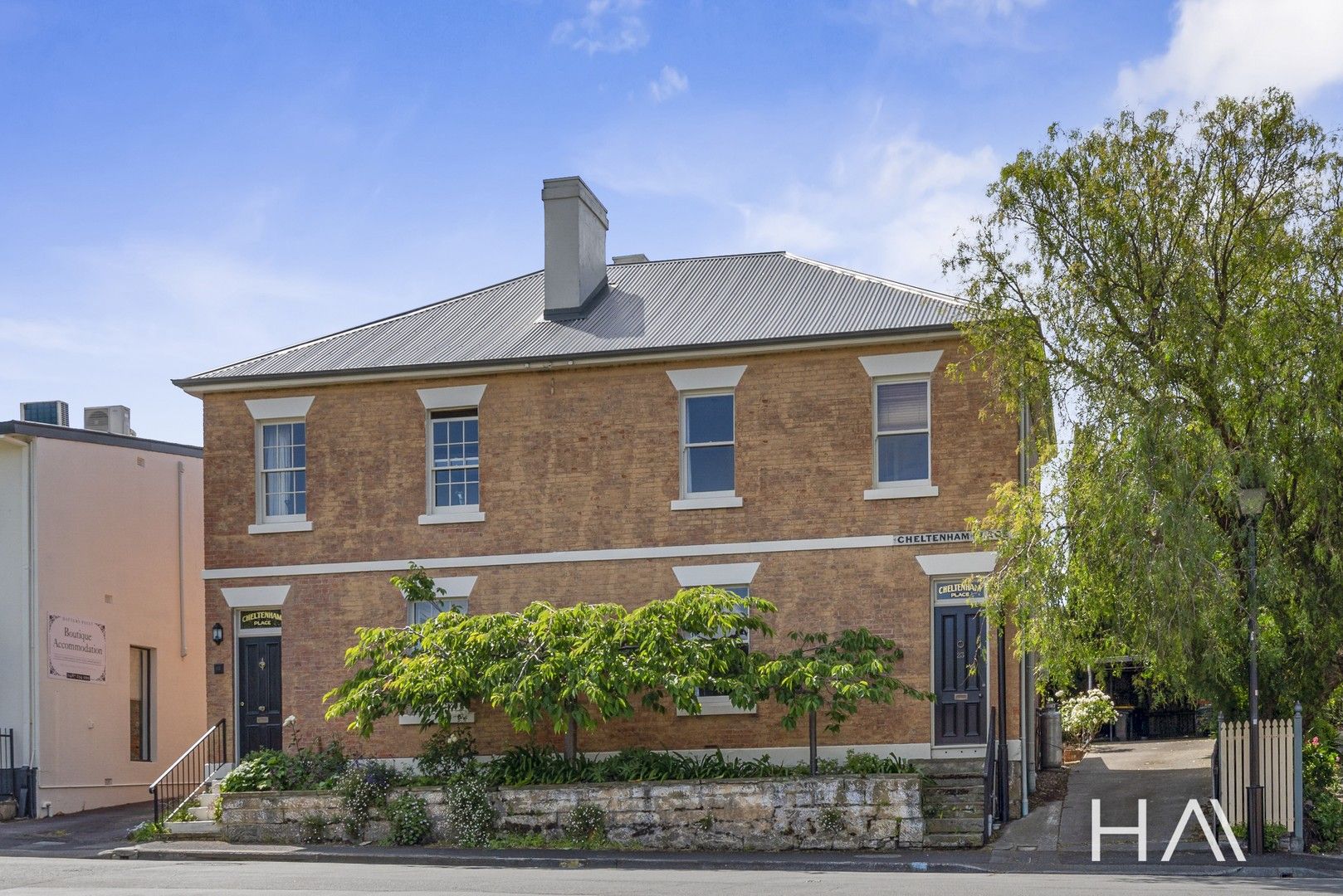 3 bedrooms Terrace in 23 Hampden Road BATTERY POINT TAS, 7004