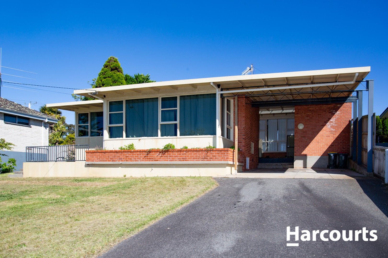 3 The Strand, Town TAS 7253 House For Rent 400 Domain