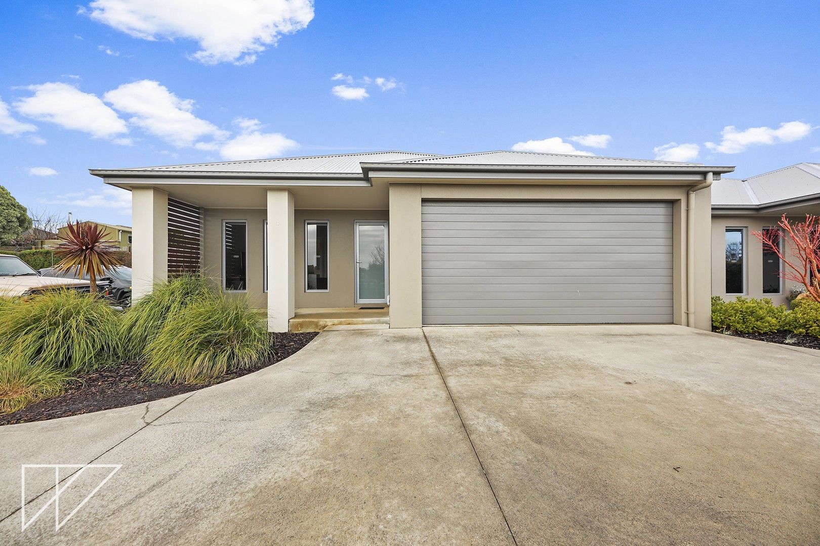 3 bedrooms Apartment / Unit / Flat in 1/128 Albert Road WARRAGUL VIC, 3820