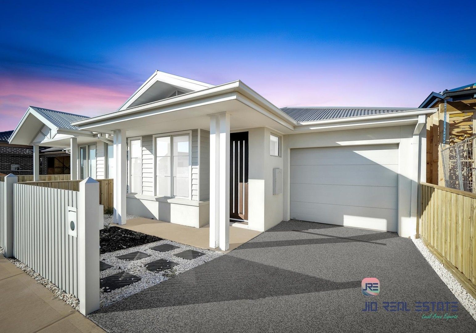 4 bedrooms House in 65 Innovation Avenue ROCKBANK VIC, 3335