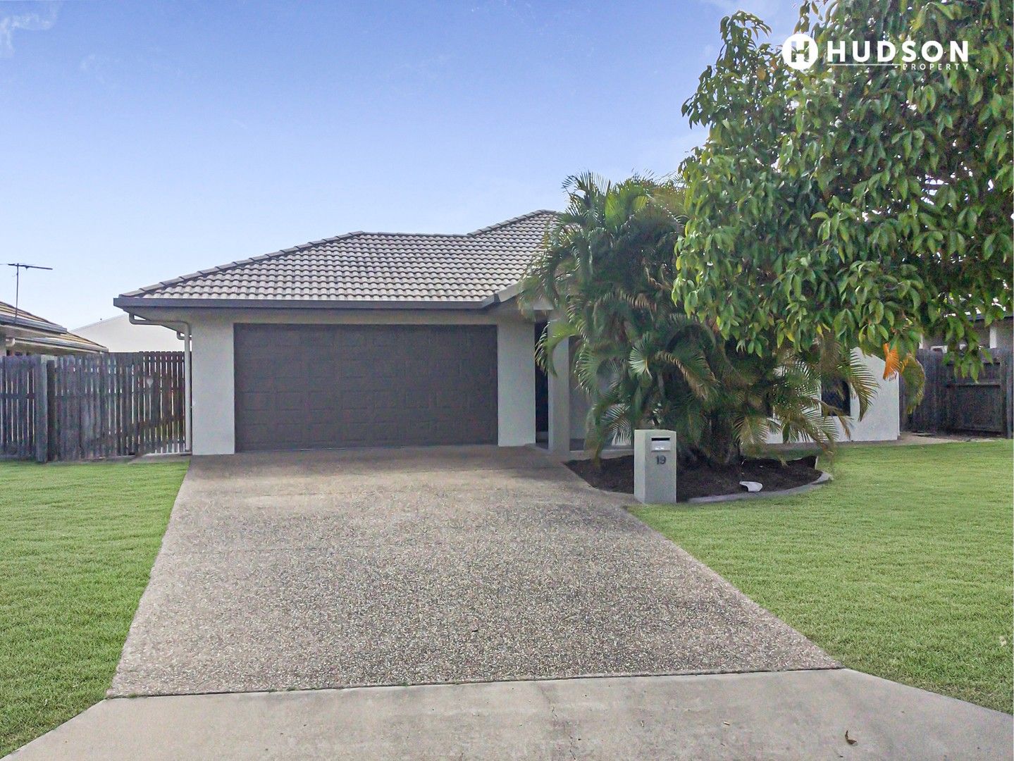 4 bedrooms House in  BURDELL QLD, 4818