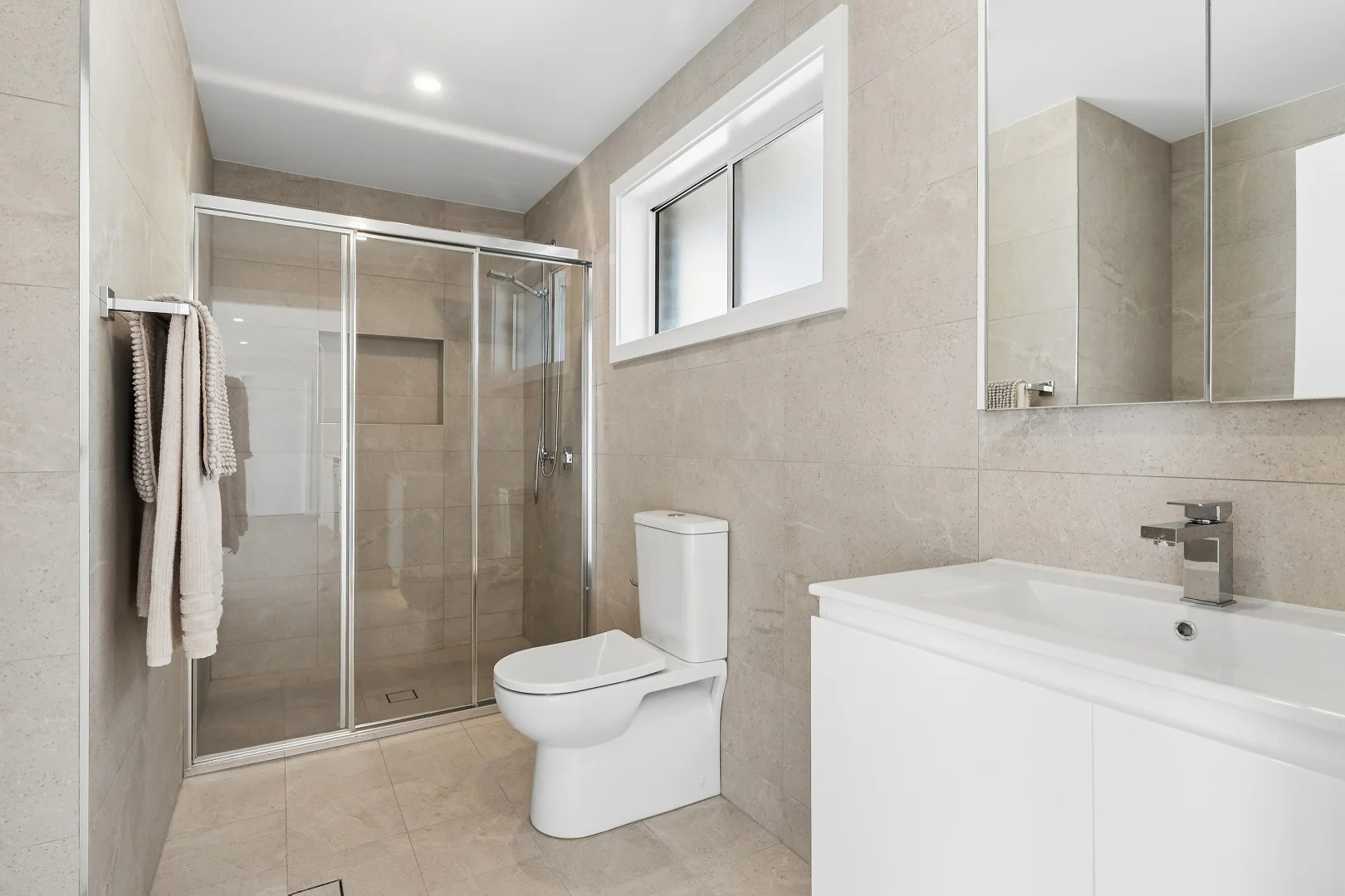 Additional image 5 of 18a Karoola Street, Narraweena NSW 2099