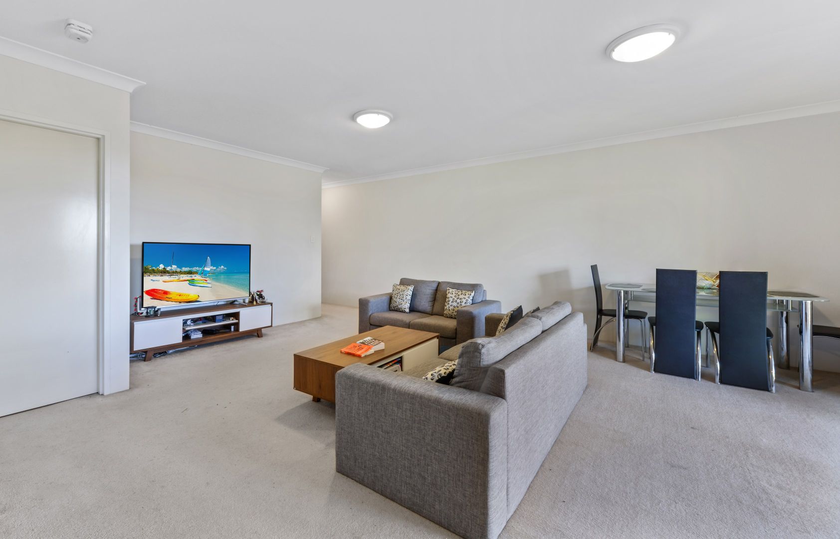 11/6-10 Mill Street, Carlton NSW 2218