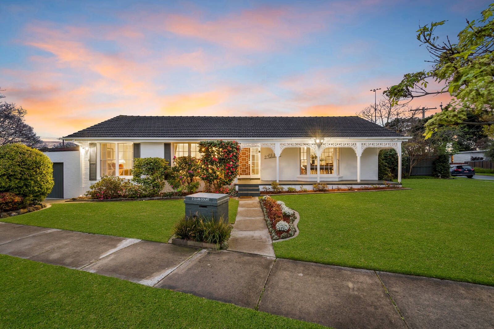 3 bedrooms House in 2 Club Court DINGLEY VILLAGE VIC, 3172