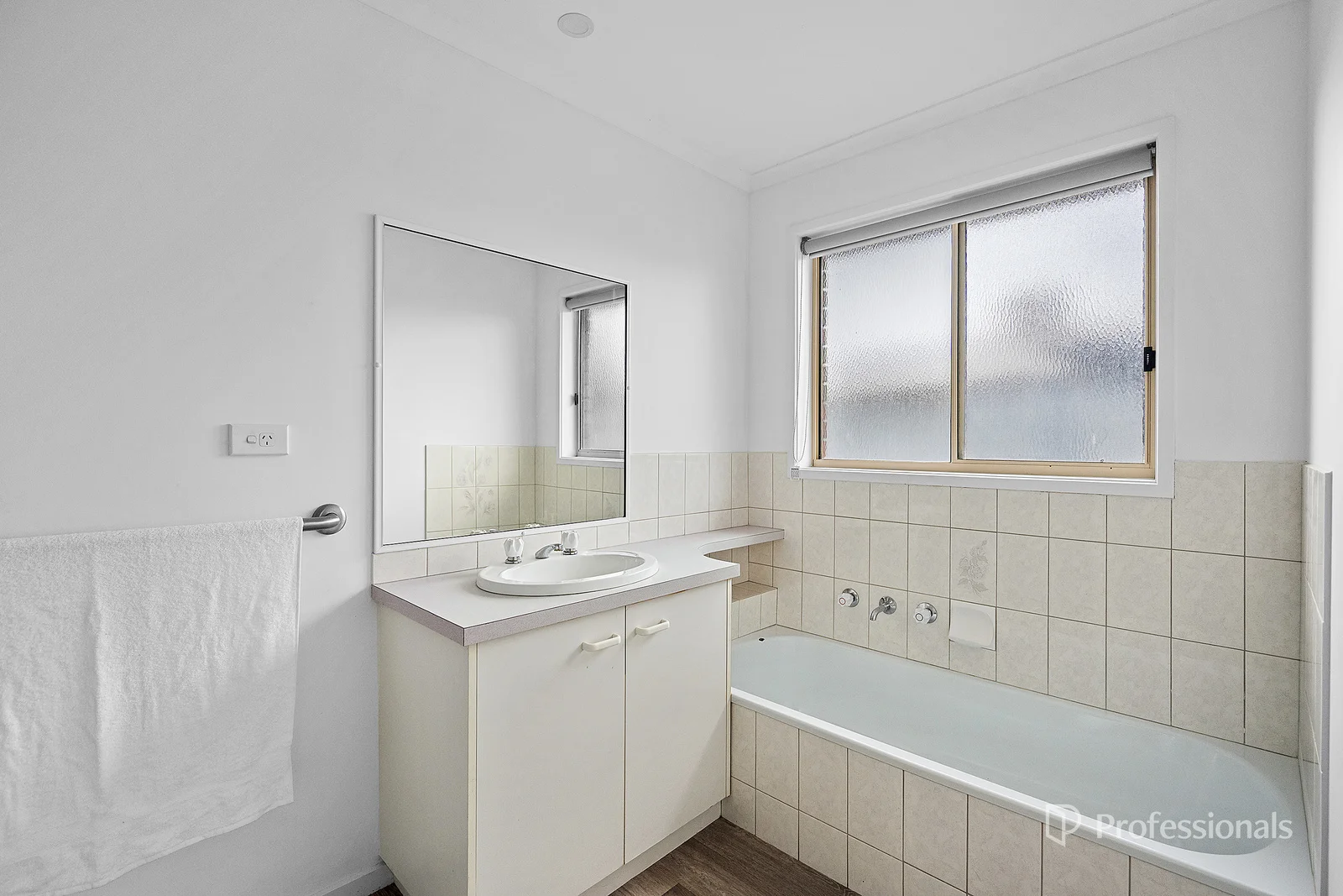 Additional image 9 of 50 Holyrood Street, Maryborough VIC 3465