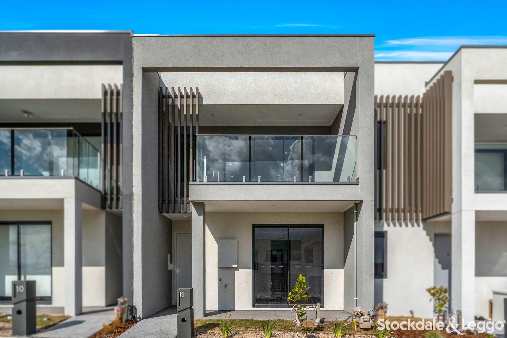 2 bedrooms House in 8 Moondarra Road WOLLERT VIC, 3750