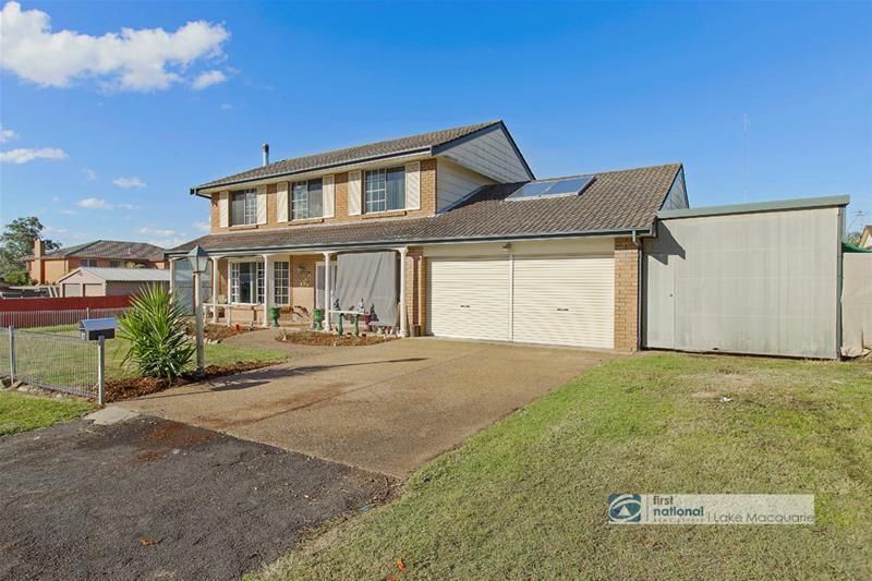 17 Stephenson Street, Killingworth NSW 2278, Image 0