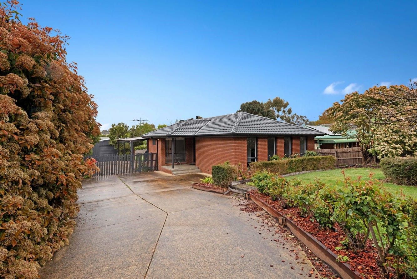 23 Frith Road, Gisborne VIC 3437 House For Rent 490 Domain