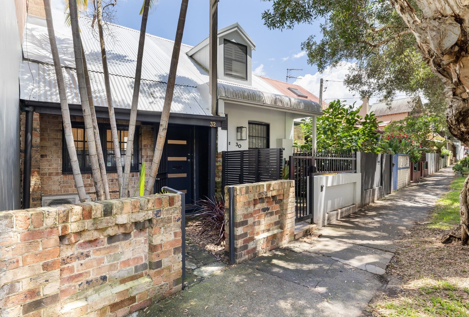 1 bedrooms House in 32 Young Street REDFERN NSW, 2016