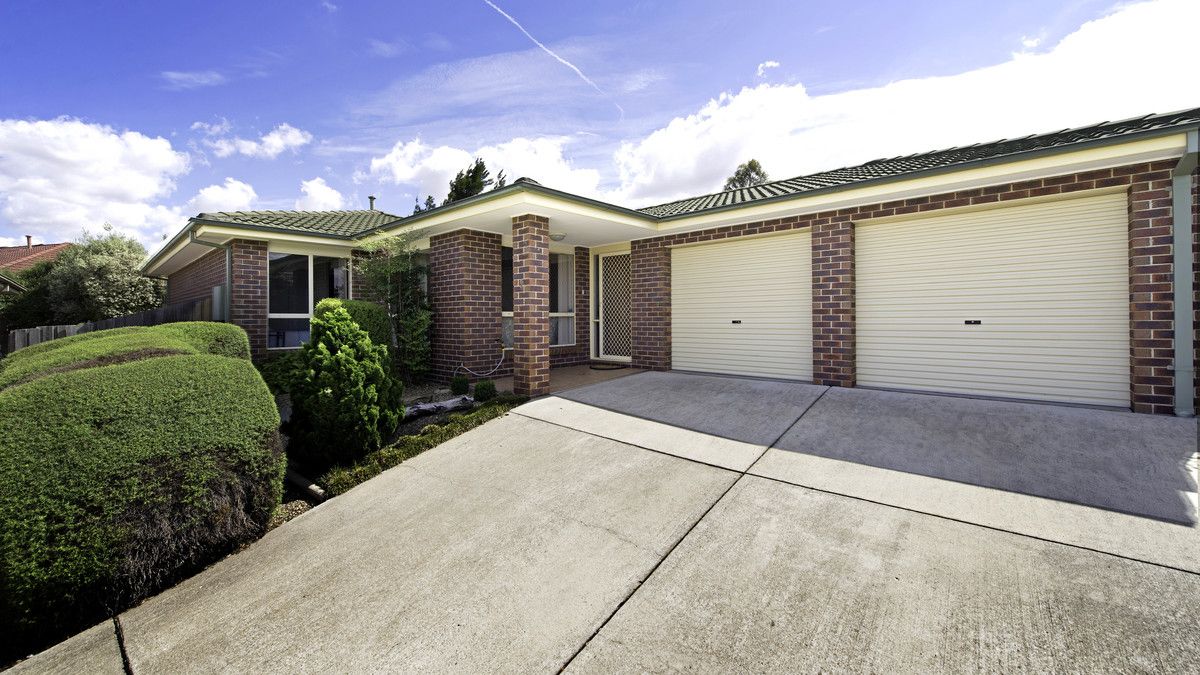 2/15 Barrington Crescent, Amaroo ACT 2914, Image 0