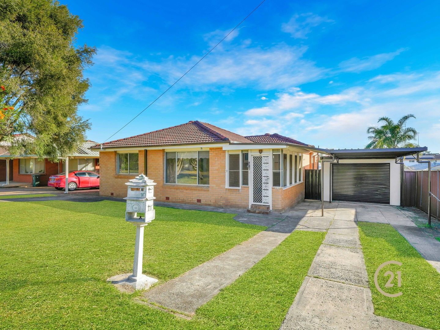 10 Hurlstone Avenue, Glenfield NSW 2167 House For Rent Domain