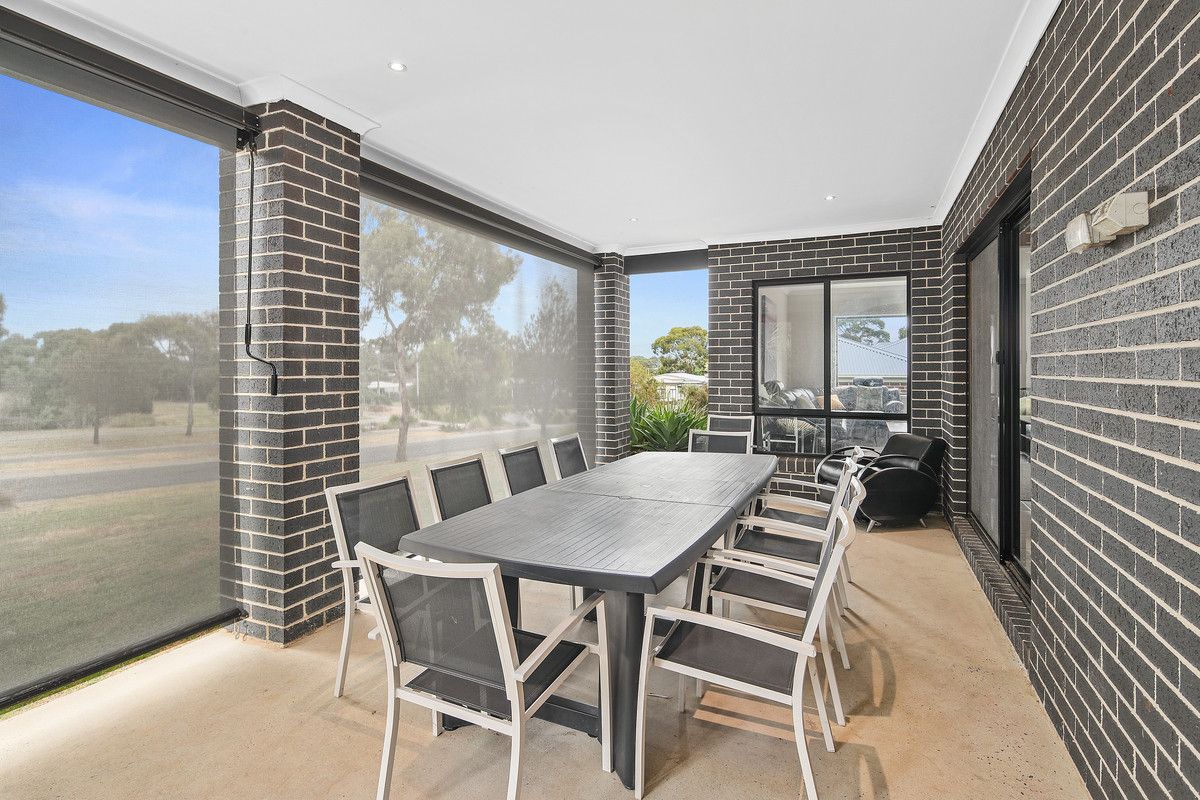 1 Curlew Way, Cowes VIC 3922, Image 2