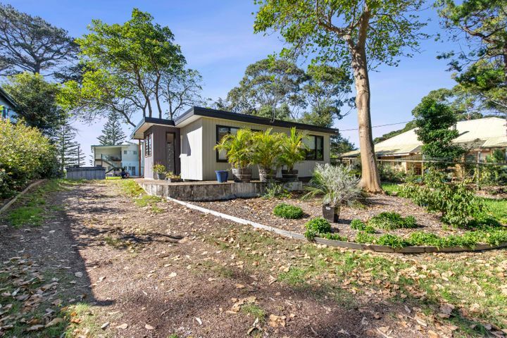 12 Smith Street, Broulee NSW 2537, Image 1