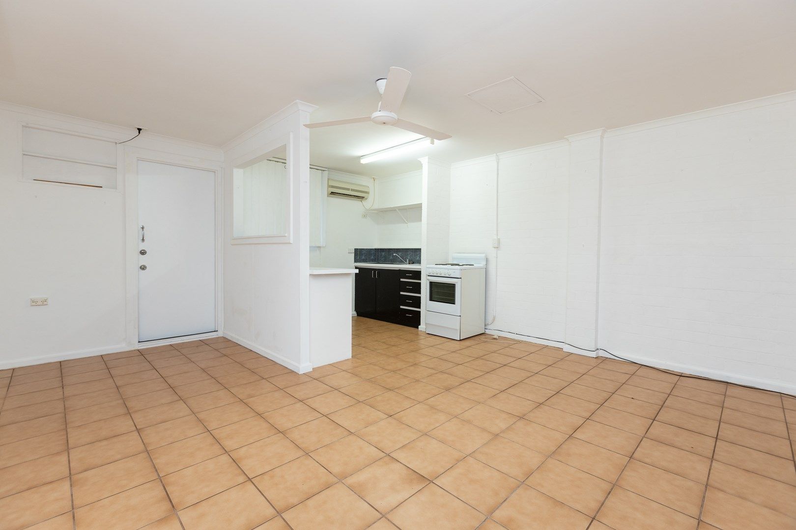 183/122 Port Drive, Cable Beach WA 6726, Image 0