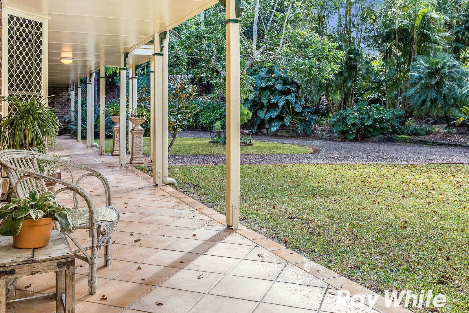 2 Frigo Court, Bunya QLD 4055, Image 2