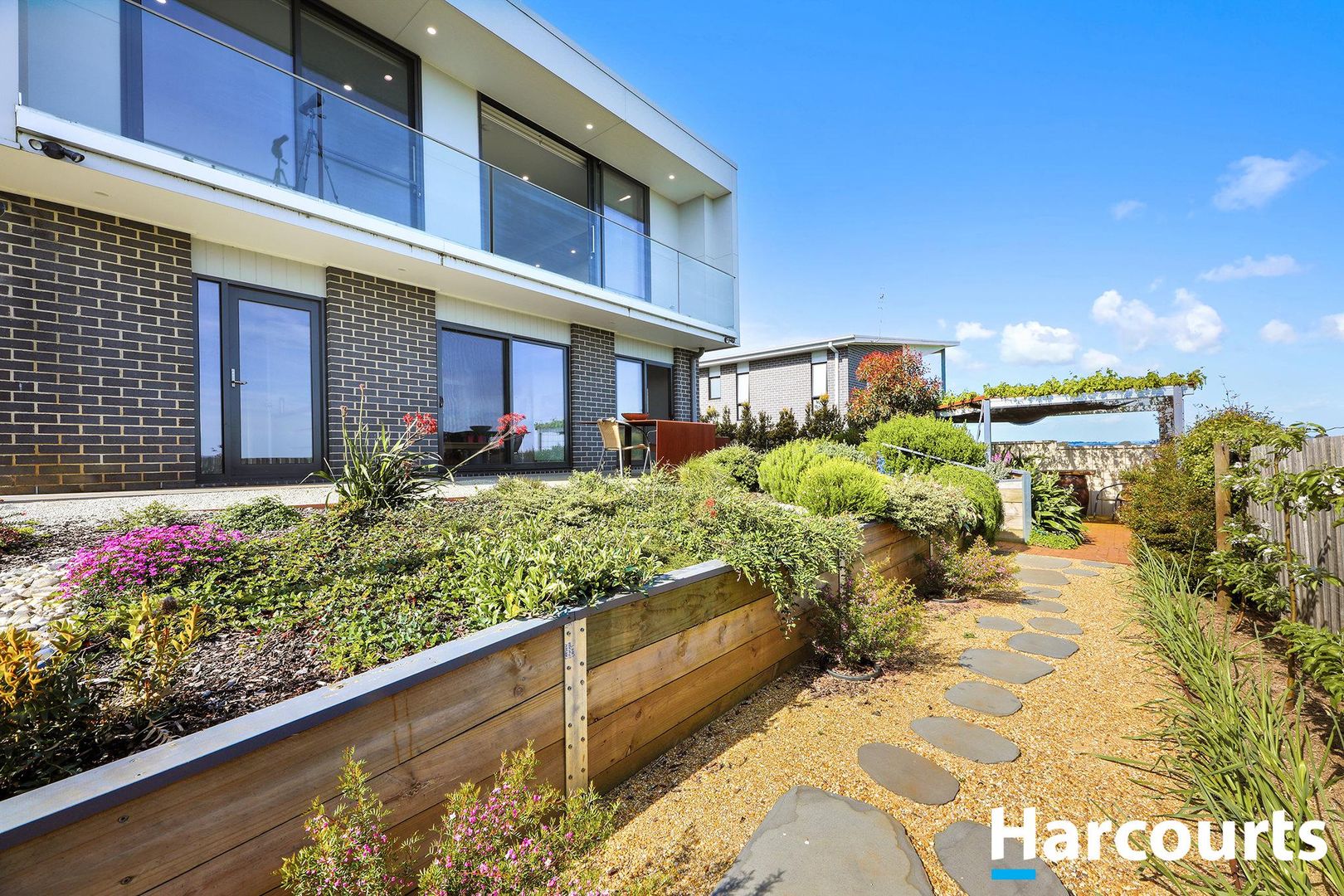 11 Burrows Way, Leongatha VIC 3953, Image 2