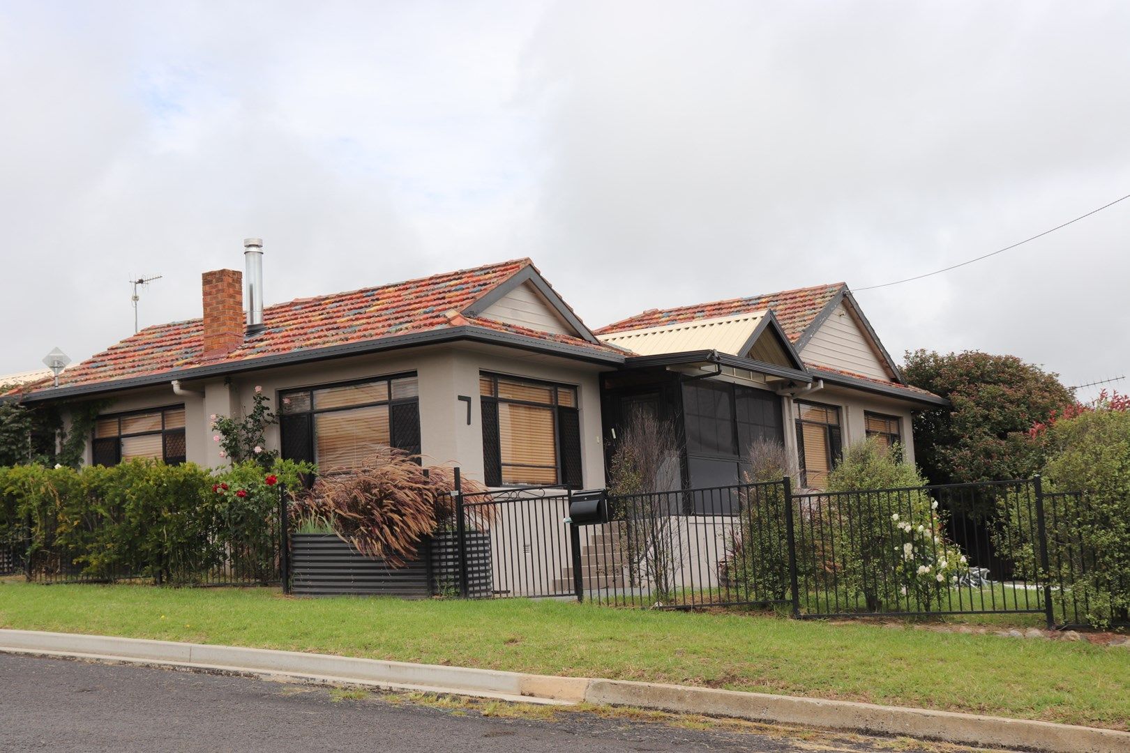 7 Veness Street, Glen Innes NSW 2370, Image 0